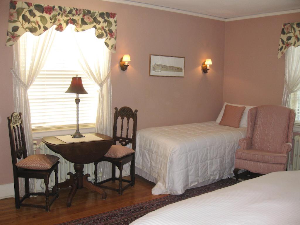 Farnam Guest House New Haven Pokoj fotografie